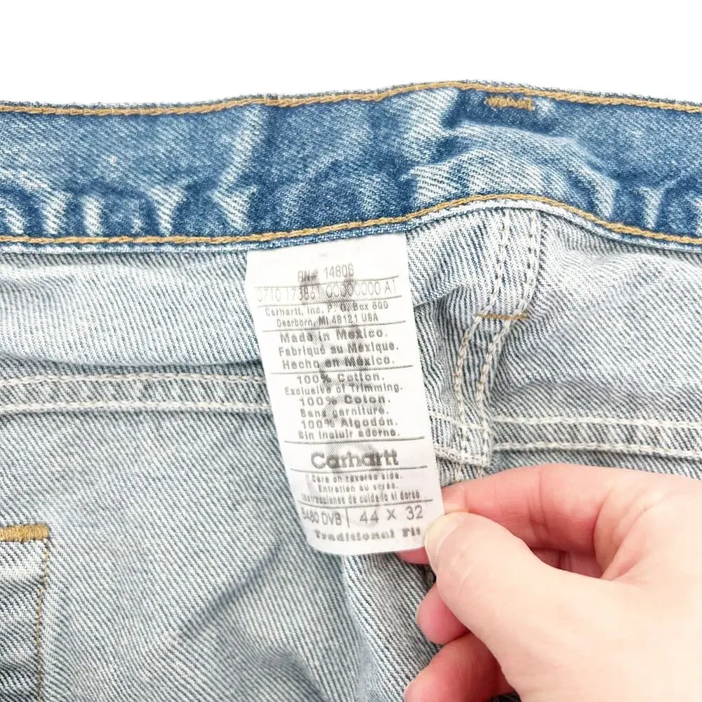 Carhartt traditional fit